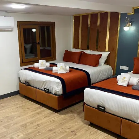 Crown Taksim Стамбул