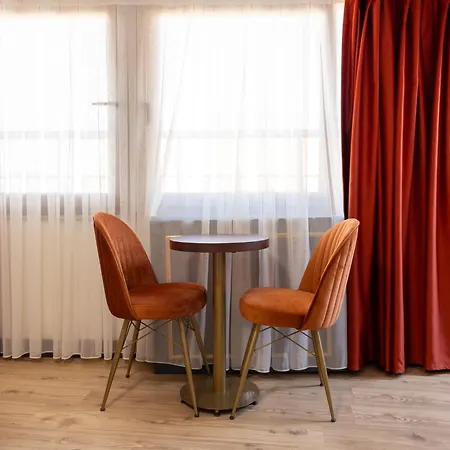 Crown Taksim Hotel *