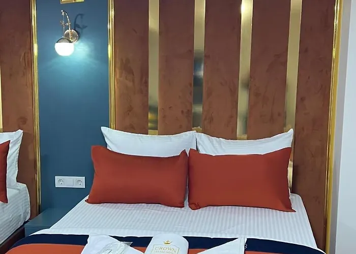 Crown Taksim * איסטמבול