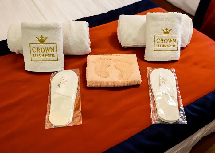 Crown Taksim *