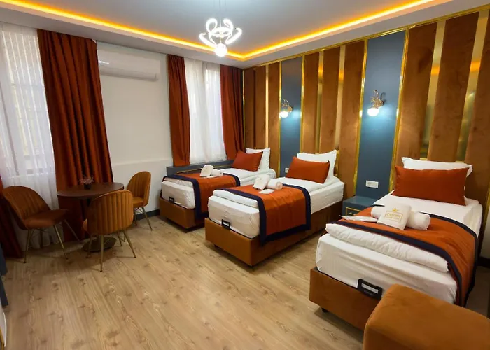 מלון Crown Taksim *