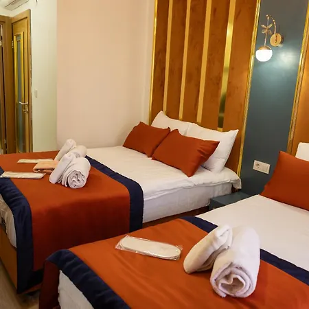 Crown Taksim * Estambul