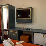Hotel Crown Taksim *