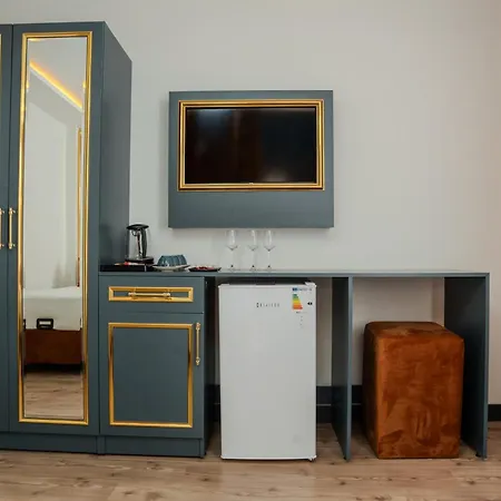 Hotel Crown Taksim *