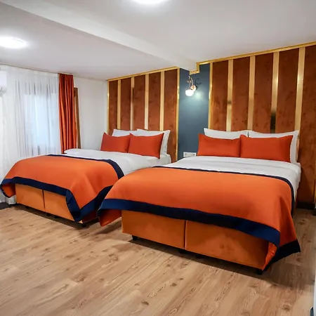 Crown Taksim فندق