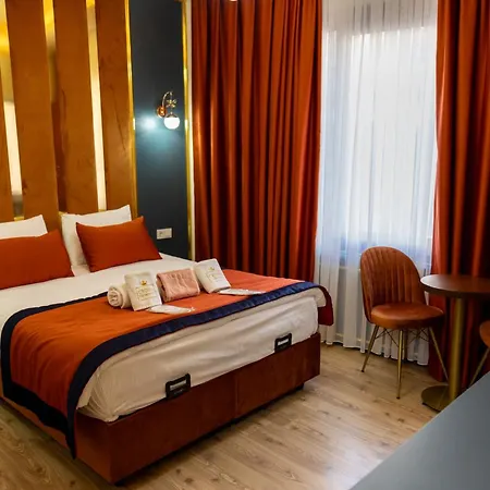 Otel Crown Taksim