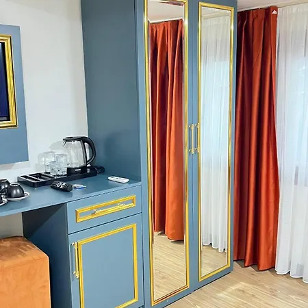 Crown Taksim Hotel Istanbul
